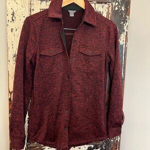 Women’s Eddie Bauer button down outdoor shirt. Size Small.